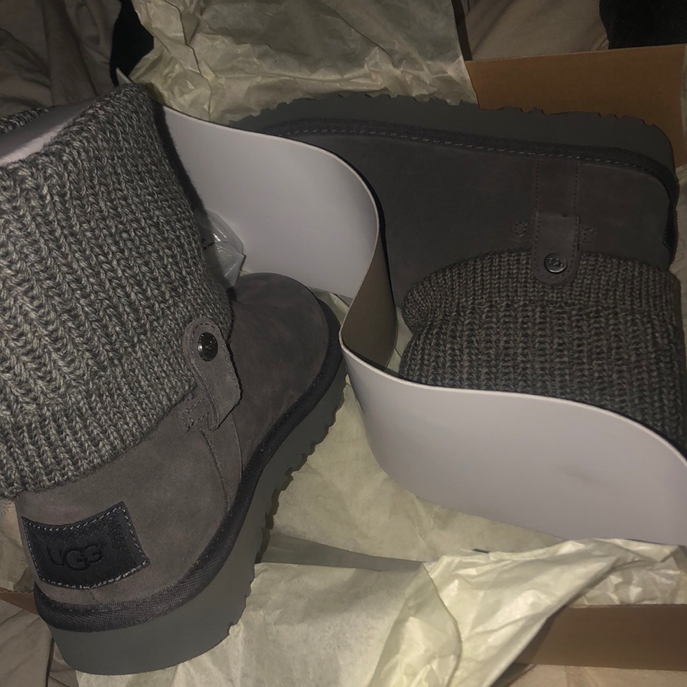 UGG Boots - brand new gray rib knit size 9